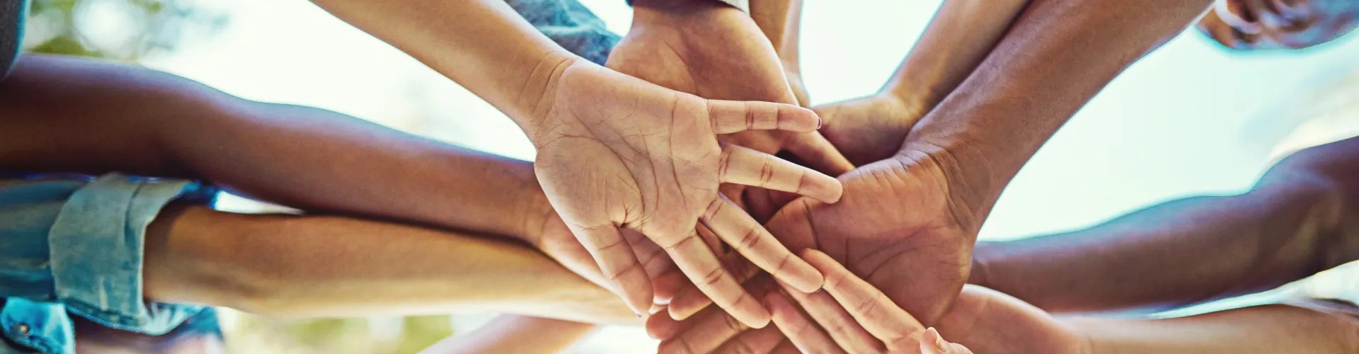 hands-holding-in-circle
